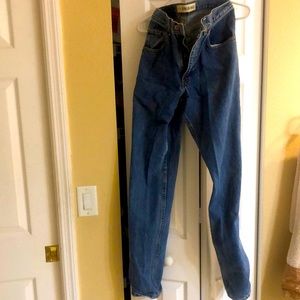 Used pair of Mens Arizona Jeans Blue slim fit size 30x 34.